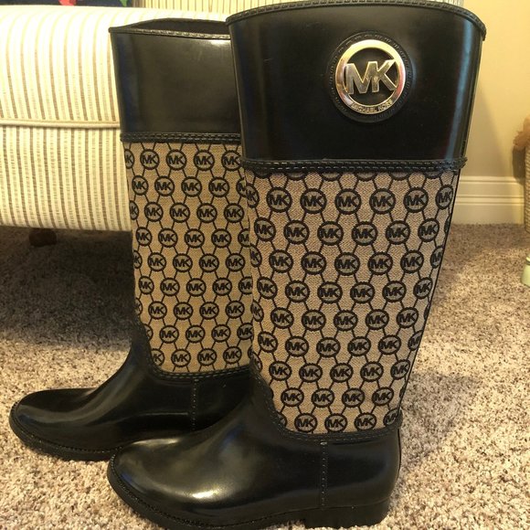 Michael Kors Rain Boots - Picture 1 of 4
